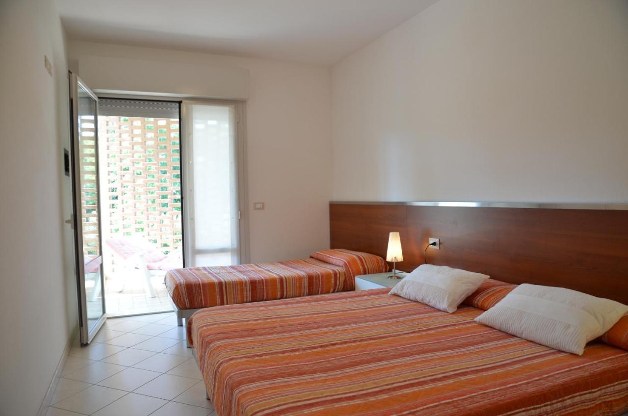 Residenza Le Acacie Apartment Bibione Ngoại thất bức ảnh